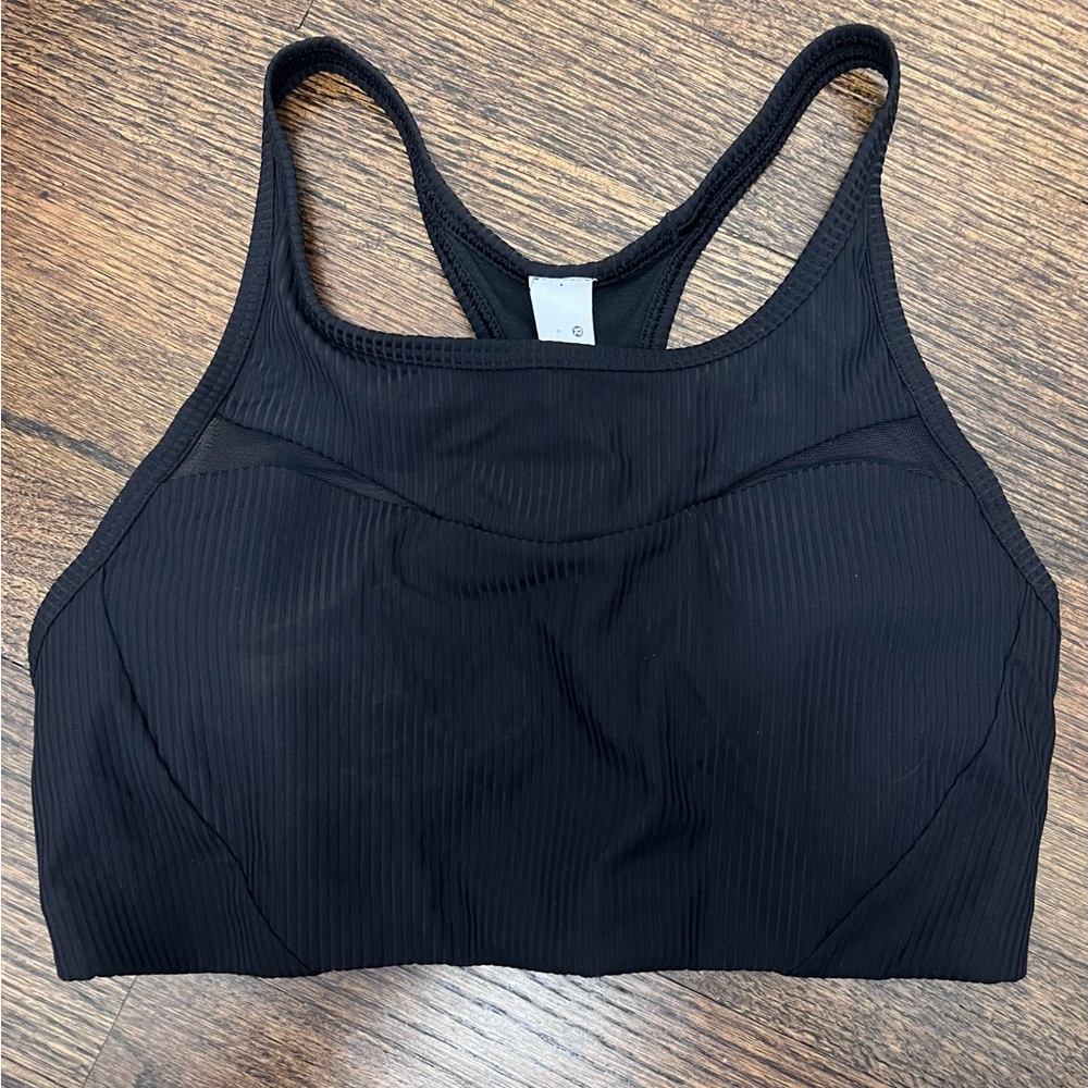 Lululemon Ribbed-Mesh High-Neck Bra *Medium Support, B/C Cup